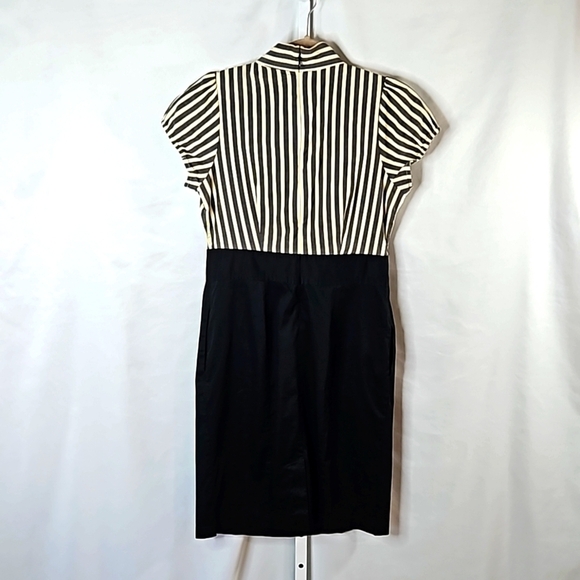 The Limited Gray,Cream & Black Striped Dress Size 10 - Picture 9 of 9